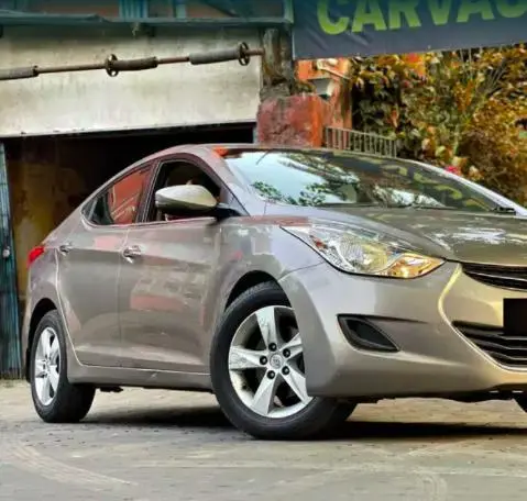 Hyundai Elantra 1.6 SX MT 2013