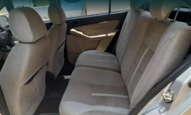 Tata Indica Vista Quadrajet 90 VX 2012