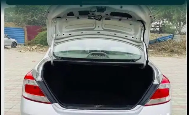 Renault Scala RXZ Diesel 2012