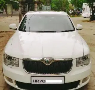 Skoda Superb 2.0 L&K TDI AT 2010
