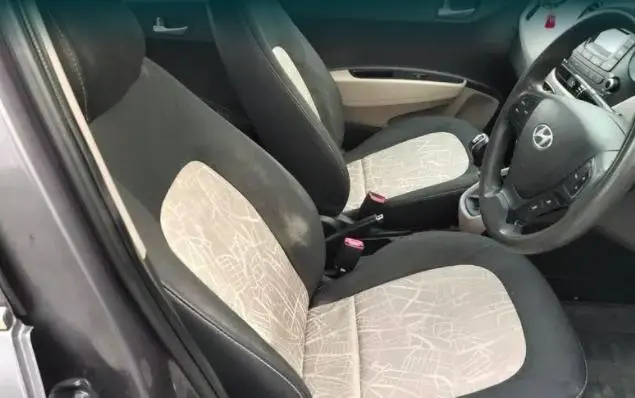 Hyundai Grand i10 Sportz CRDi 2015