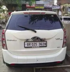 Mahindra XUV500 W8 2012