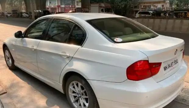 BMW 3 Series 320d 2011