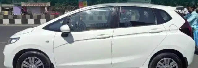 Honda Jazz SV i-VTEC 2016