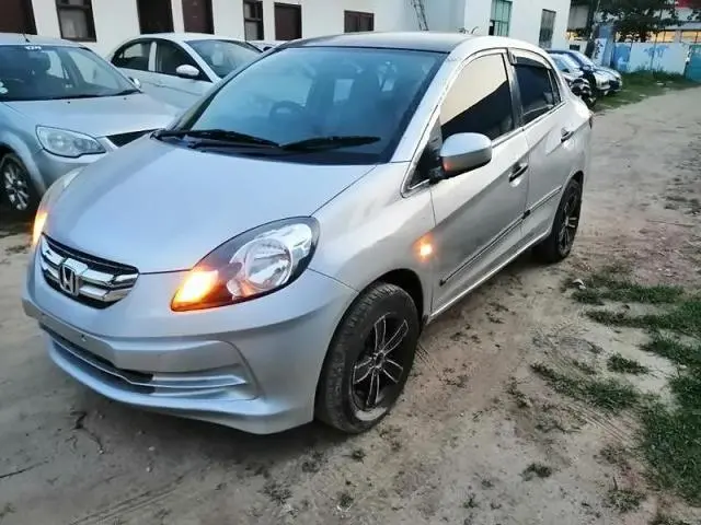 Honda Amaze 1.5 S i-DTEC 2013