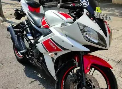 Yamaha YZF-R15 2.0 150cc 2013