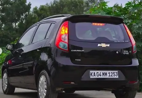 Chevrolet Sail U-VA 1.3 LS 2013