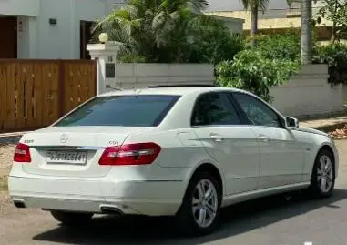 Mercedes-Benz E-Class E 250 CDI Avantgarde 2013