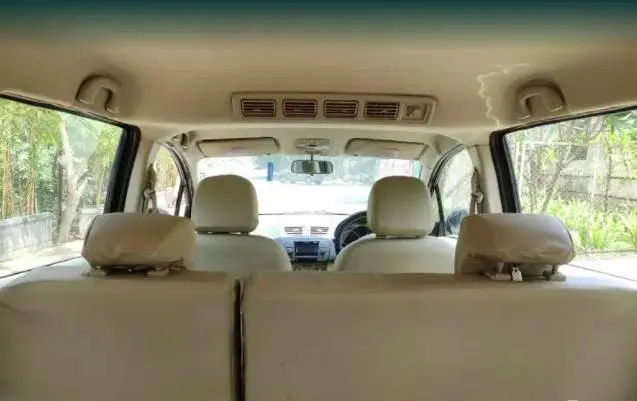Maruti Suzuki Ertiga VXi CNG 2015