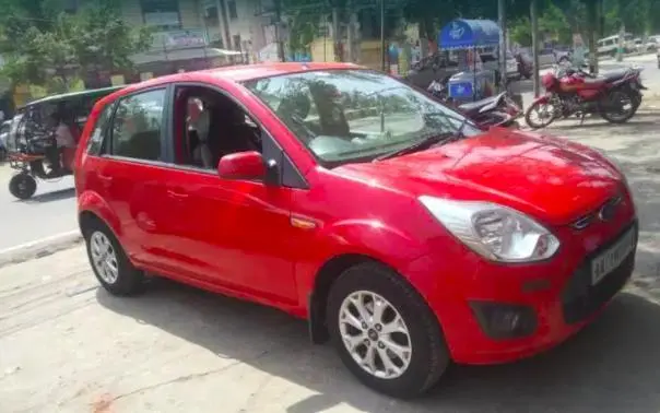 Ford Figo 1.4 TDCI TITANIUM 2013