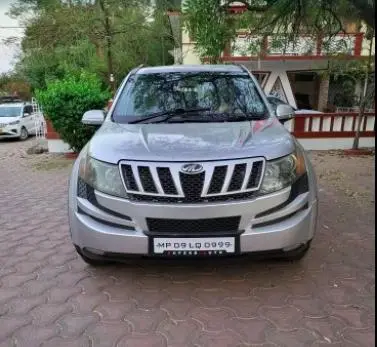 Mahindra XUV500 W6 2013