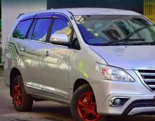 Toyota Innova 2.5 G 2011