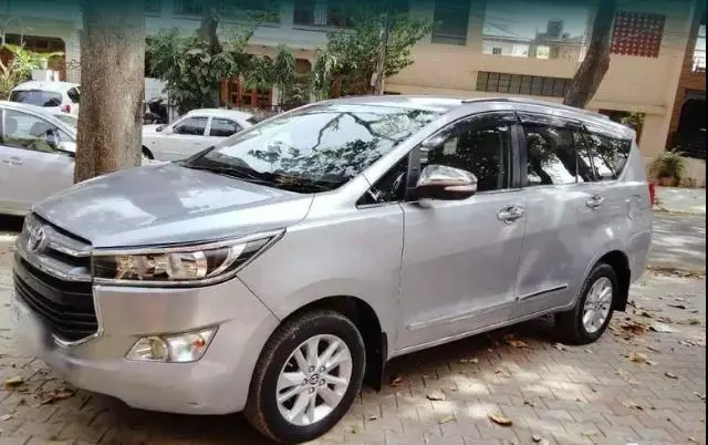 Toyota Innova Crysta 2.4 G 7 STR 2016