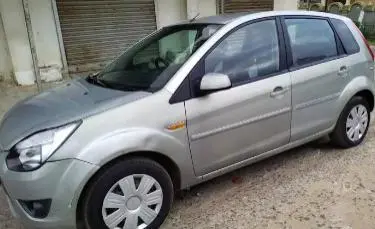 Ford Figo DURATEC TITANIUM 1.2 2010