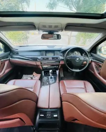 BMW 5 Series 523I 2010