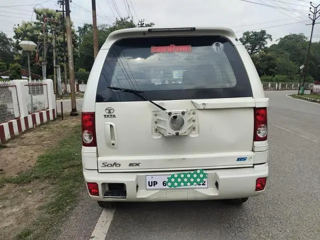 Tata Safari 4x2 EX 2014