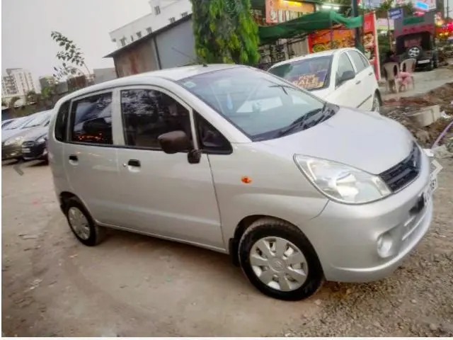 Maruti Suzuki Zen Estilo LXi 2011