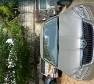 Skoda Rapid 1.6 MPI AMBITION 2012
