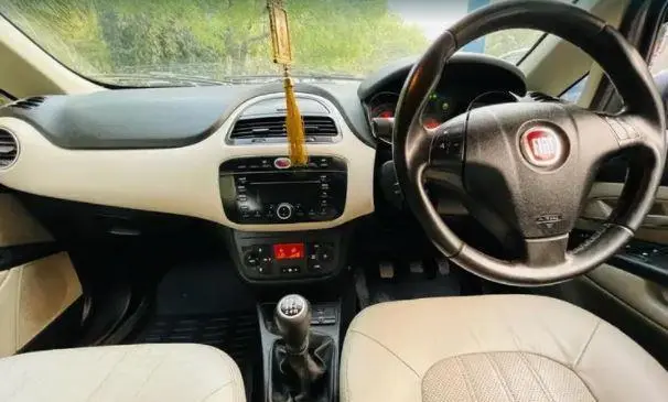 Fiat Linea 1.4 T-Jet Emotion 2016