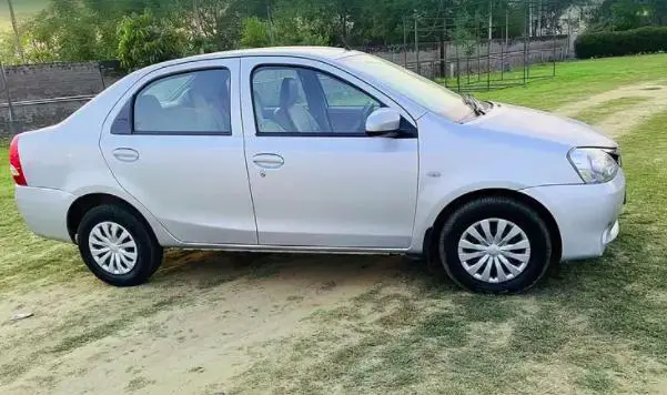 Toyota Etios GD 2016