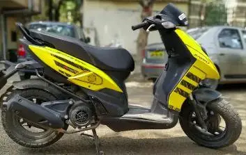 Aprilia SR125 Storm 2019