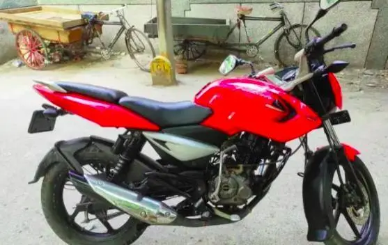 Bajaj Pulsar 135LS 2011