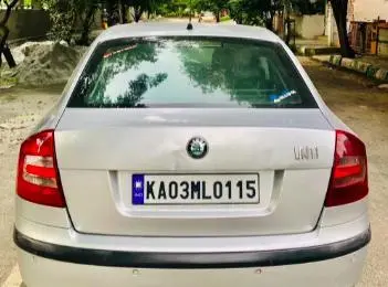 Skoda Laura Ambiente 1.9 TDI 2009