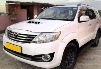 Toyota Fortuner 3.0 4X2 AT 2013
