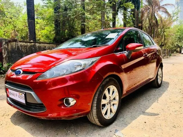 Ford Fiesta TITANIUM PLUS PETROL AT 2012