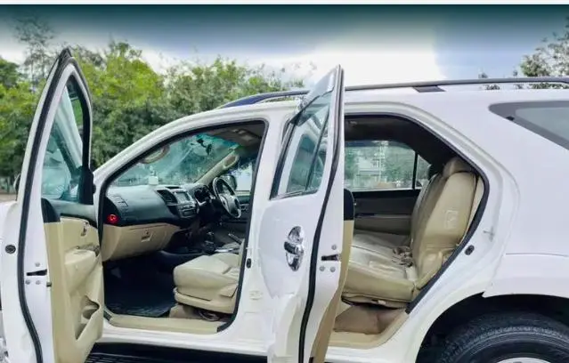 Toyota Fortuner 3.0 4X2 AT 2014