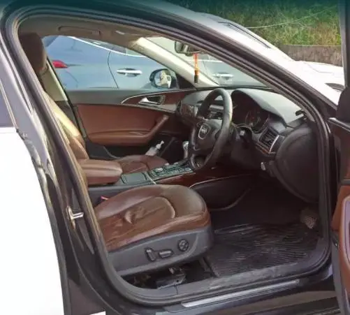 Audi A6 2.0 TDI Premium Plus 2012