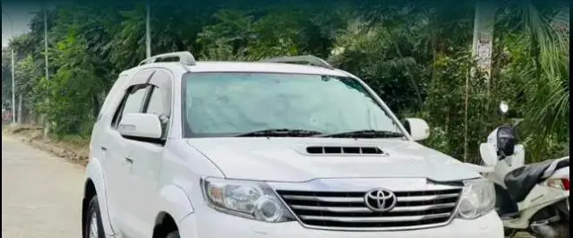 Toyota Fortuner 3.0 4X2 AT 2014