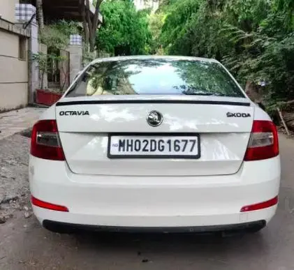 Skoda Octavia 2.0 TDI CR AT Style Plus 2013