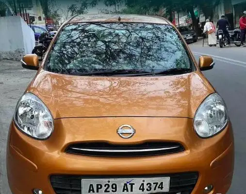 Nissan Micra XV PREMIUM DIESEL 2012