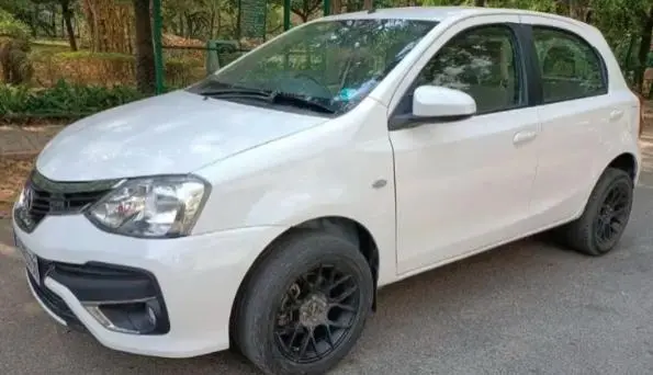 Toyota Etios Liva G 2017