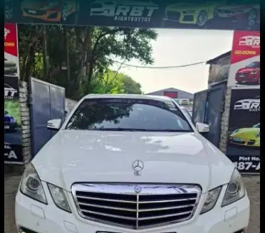 Mercedes-Benz E-Class E250 CDI Blue Efficiency 2011