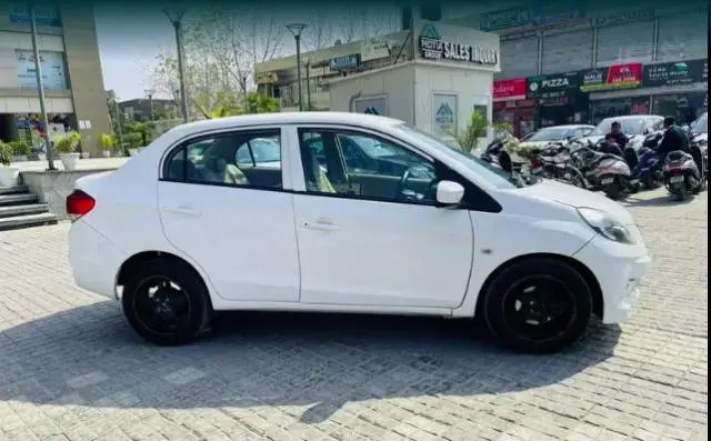 Honda Amaze 1.5 E i-DTEC Opt 2014