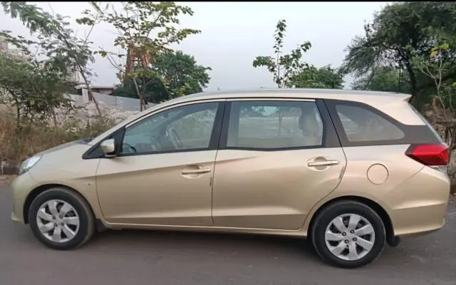 Honda Mobilio S i-VTEC 2015