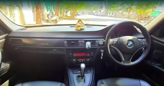 BMW 3 Series 320d 2011