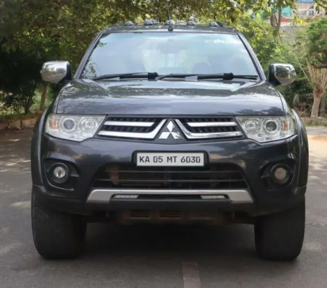 Mitsubishi Pajero Sport 4x4 MT 2016