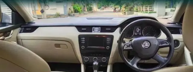 Skoda Octavia 2.0 TDI CR Ambition 2015