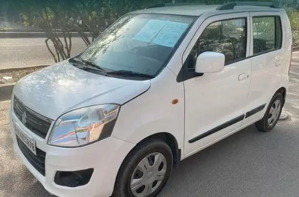 Maruti Suzuki Wagon R VXi AMT 2017