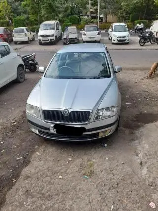 Skoda Laura ELEGANCE 1.9 TDI MT 2009