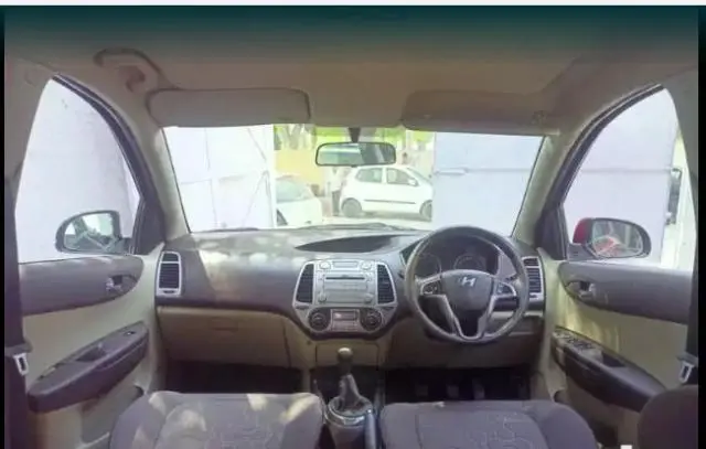 Hyundai i20 Asta 1.2 2010