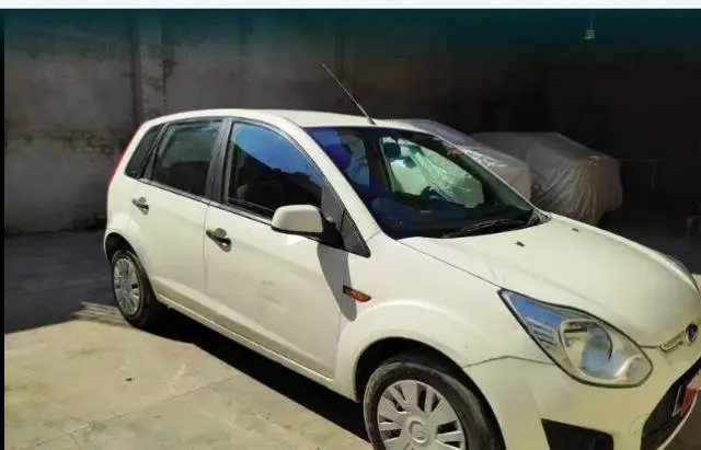 Ford Figo 1.5D TREND MT 2015