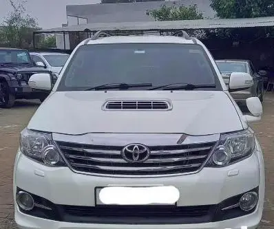 Toyota Fortuner 3.0 4X2 AT 2015