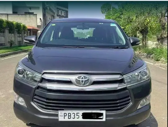 Toyota Innova Crysta 2.4 VX 7 STR 2016