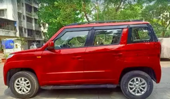 Mahindra TUV300 T8 2016