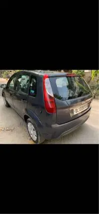 Ford Figo ZXI DURATEC 1.2 2011