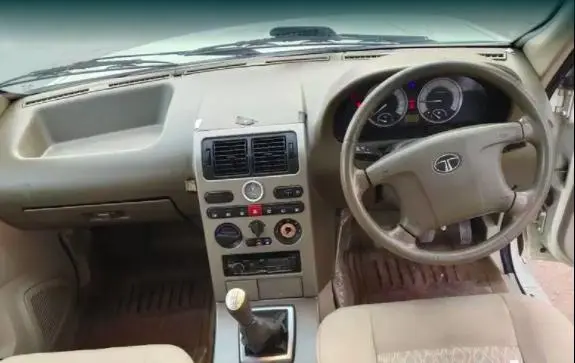 Tata Safari DICOR 2.2 EX 4x2 BS IV 2009